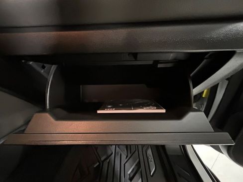 Used 2024 Chevrolet Colorado ZR2 w/ ZR2 Convenience Package III image 28