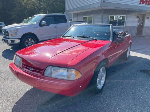 Used 1992 Ford Mustang LX image 3