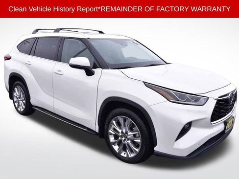 Used 2021 Toyota Highlander Limited image 6