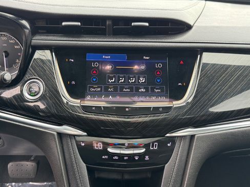 Used 2021 Cadillac XT6 Premium Luxury FWD image 26
