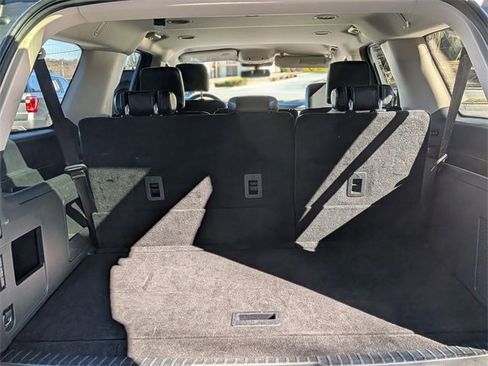 Used 2024 Ford Expedition Max XLT image 30