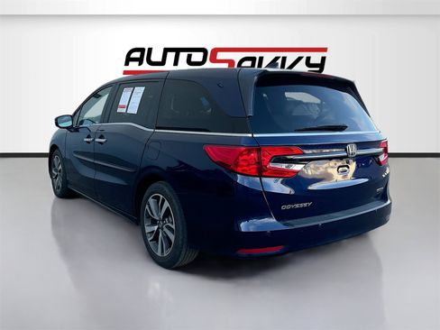Used 2023 Honda Odyssey Touring image 5