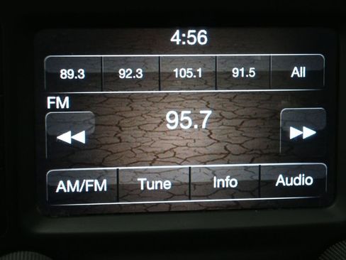 Used 2020 Jeep Gladiator Sport w/ Quick Order Package 24S image 18