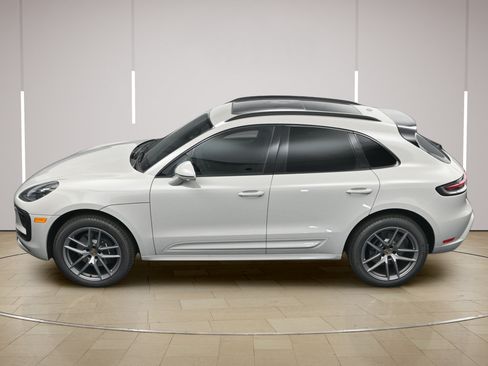 New 2026 Porsche Macan AWD/4WD image 31