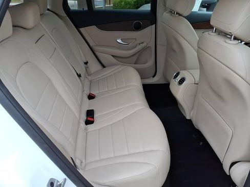 Used 2022 Mercedes-Benz GLC 300 image 20