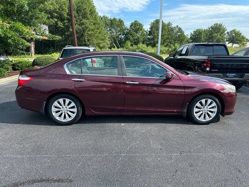 Used 2015 Honda Accord EX-L image 2