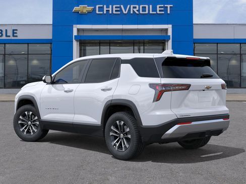 New 2026 Chevrolet Equinox LT w/ Convenience Package II image 3