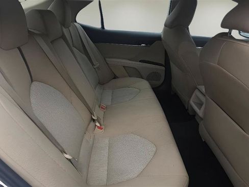 Used 2019 Toyota Camry LE w/ Carpet Mat Package FWD image 25