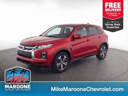 Used 2022 Mitsubishi Outlander Sport ES image 1