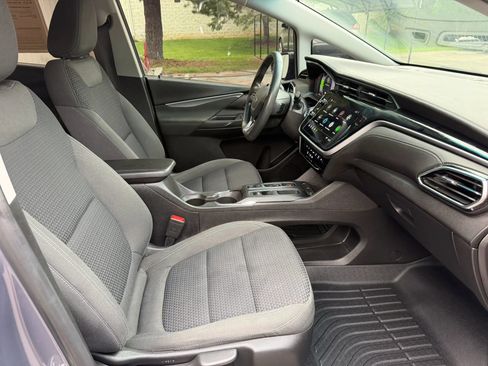 Used 2023 Chevrolet Bolt LT w/ Driver Confidence Package FWD image 23