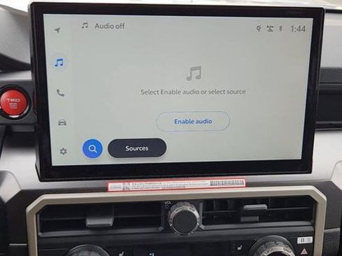 Used 2025 Toyota Tacoma TRD Off-Road w/ TRD Off Road Premium Package image 15