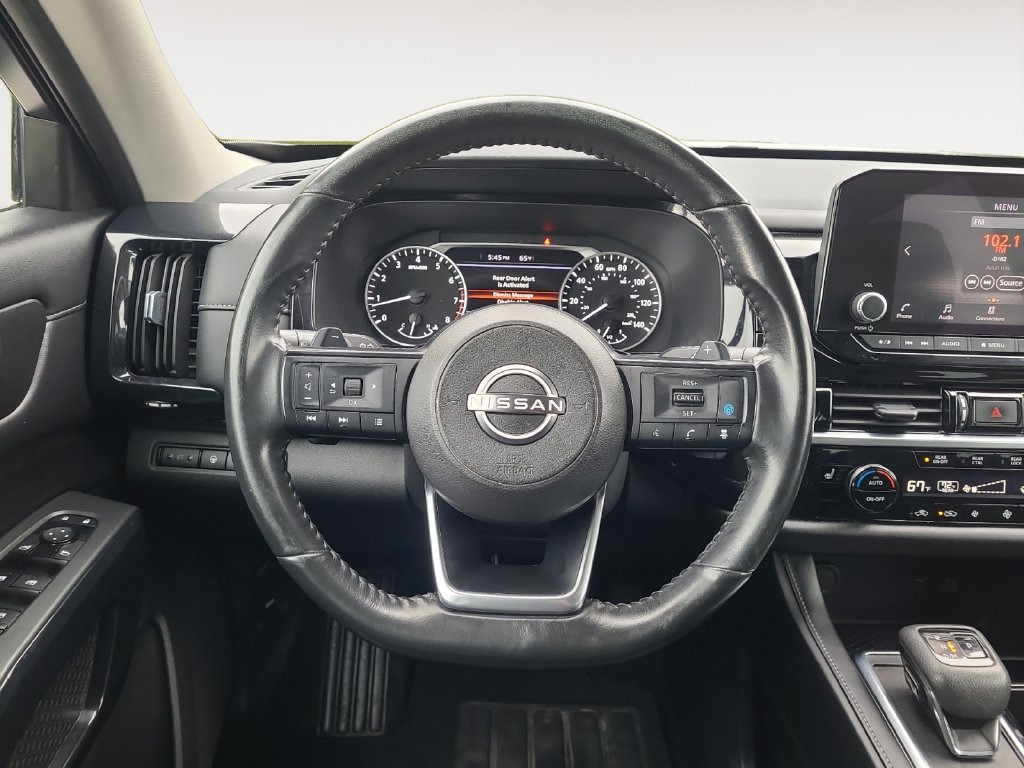Used 2024 Nissan Pathfinder SV AWD/4WD image 12