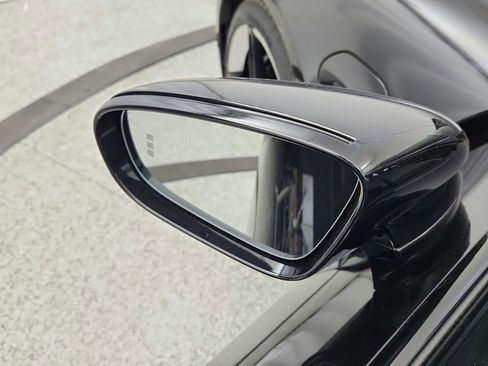 Used 2023 Porsche Taycan GTS image 18