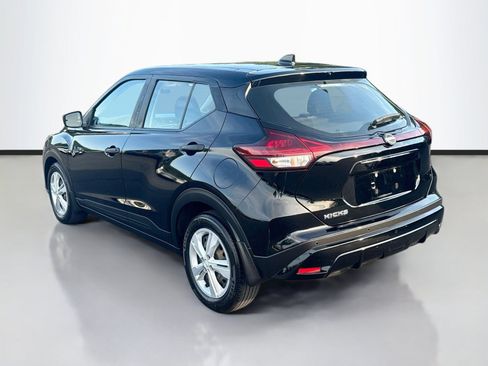 Used 2022 Nissan Kicks S FWD image 5