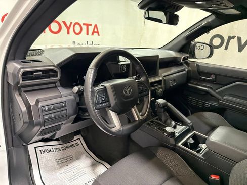 Used 2025 Toyota 4Runner SR5 AWD/4WD image 24