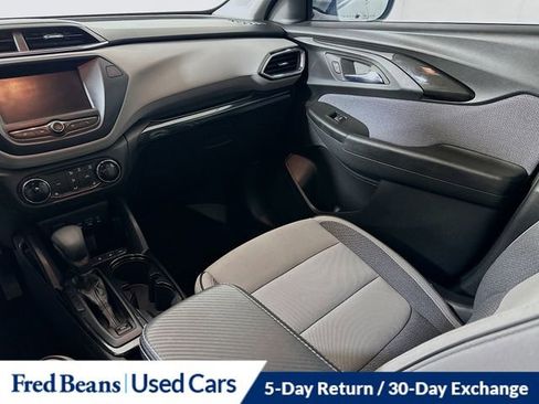 Used 2022 Chevrolet TrailBlazer LT image 24