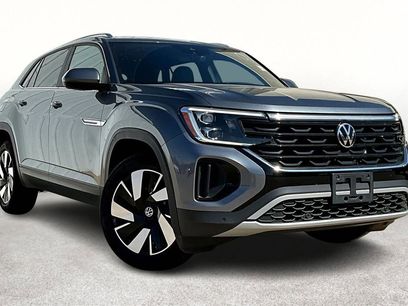 Used 2024 Volkswagen Atlas Cross Sport SE
