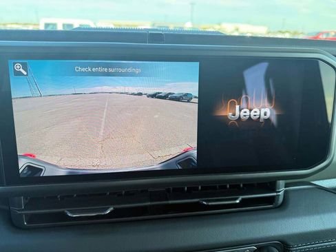 New 2026 Jeep Gladiator Mojave image 33