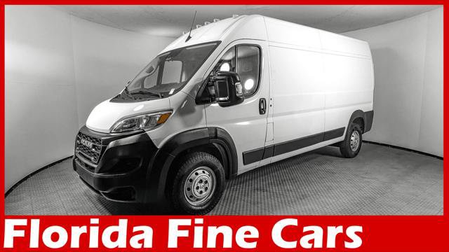 Used 2023 RAM ProMaster 2500 FWD image 1