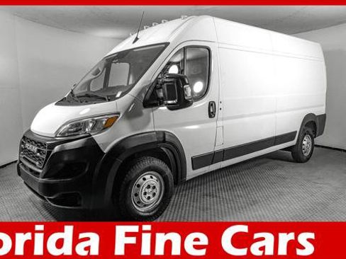 Used 2023 RAM ProMaster 2500 FWD image 1