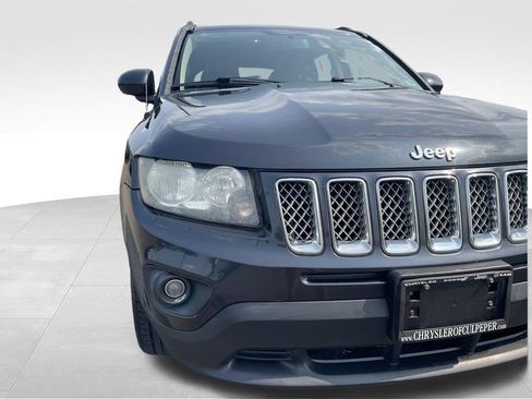 Used 2014 Jeep Compass Latitude AWD/4WD image 17