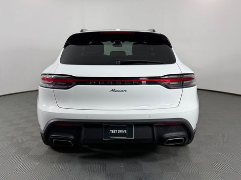 Certified 2026 Porsche Macan AWD/4WD image 6