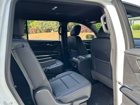 New 2026 Chevrolet Traverse LT w/ Midnight/Sport Edition FWD image 47