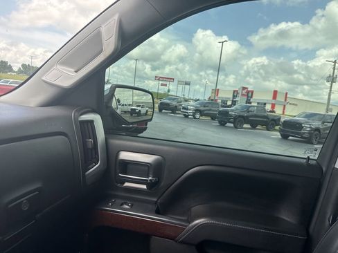 Used 2017 GMC Sierra 1500 SLT w/ SLT Premium Package AWD/4WD image 15