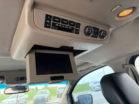 Used 2010 Nissan Armada Platinum w/ Captain Seat Pkg AWD/4WD image 25