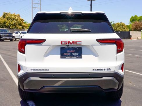 Used 2026 GMC Terrain Elevation w/ Technology Package II image 13