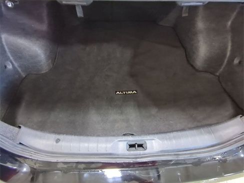 Used 2025 Nissan Altima 2.5 SV image 24