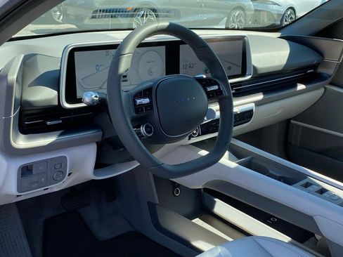 New 2025 Hyundai Ioniq 6 SEL RWD image 10