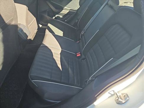 Used 2024 Volkswagen Jetta Sport image 15