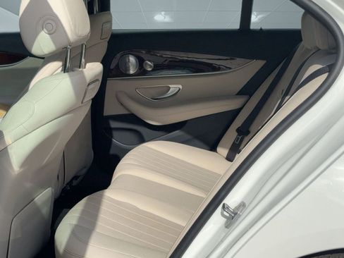 Used 2018 Mercedes-Benz E 300 E 300 image 15