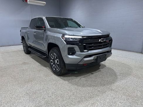 Used 2023 Chevrolet Colorado Z71 w/ Z71 Convenience Package 2 AWD/4WD image 1
