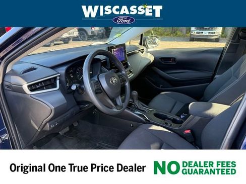 Used 2024 Toyota Corolla LE image 4