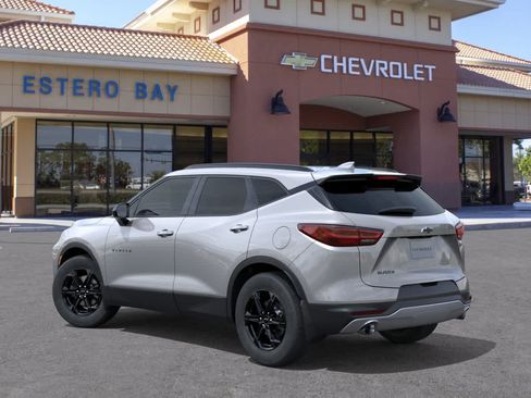 New 2026 Chevrolet Blazer LT w/ Convenience Package FWD image 3