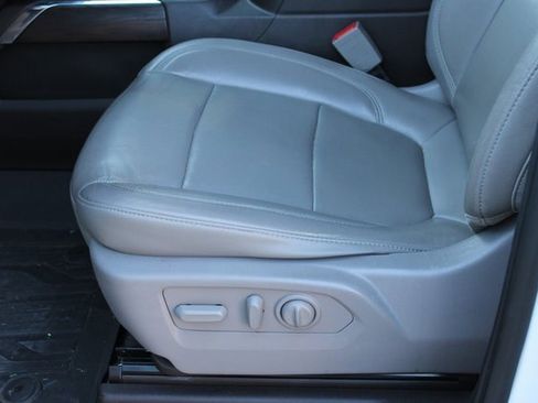 Used 2019 GMC Sierra 1500 SLT w/ SLT Premium Package image 14