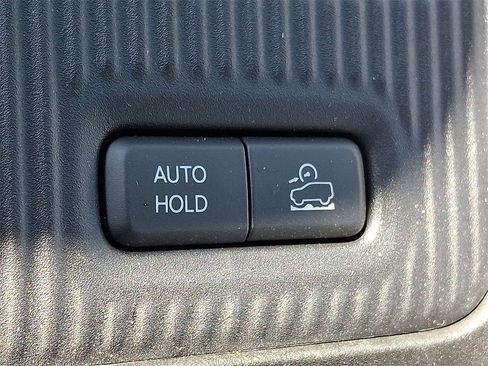 New 2026 Jeep Cherokee Overland image 20