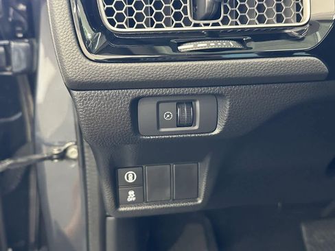 Used 2023 Honda Civic EX image 17