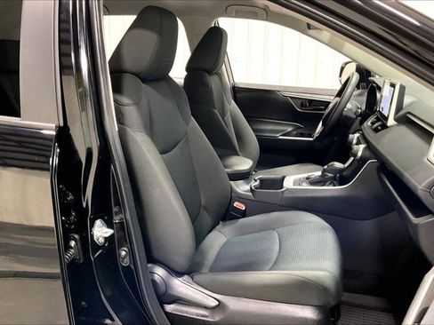 Certified 2025 Toyota RAV4 LE image 7
