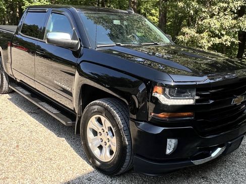 Used 2018 Chevrolet Silverado 1500 LT w/ All Star Edition AWD/4WD image 1