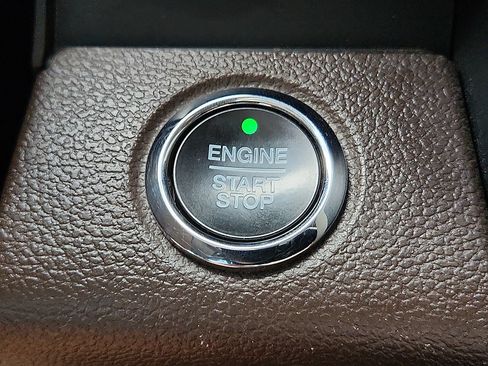 Used 2020 Ford F150 King Ranch w/ Equipment Group 601A Luxury RWD image 21