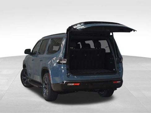 New 2026 Jeep Grand Wagoneer Limited AWD/4WD image 31
