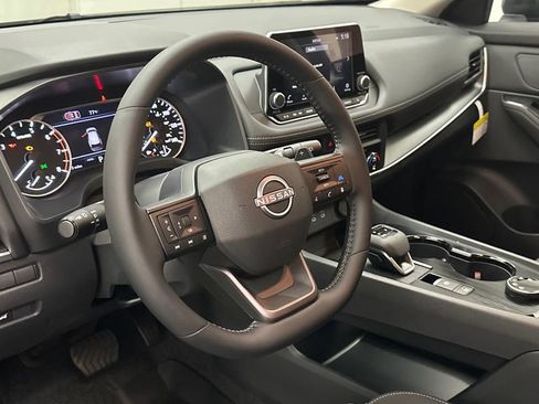 New 2026 Nissan Rogue SV AWD/4WD image 16