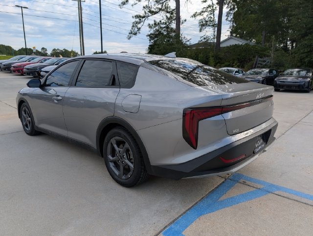 Used 2025 Kia K4 FWD image 5