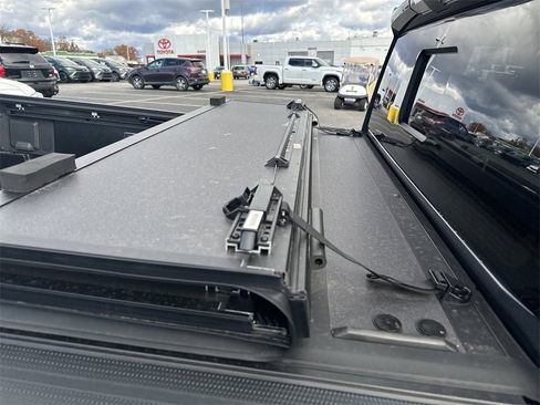 New 2025 Toyota Tacoma TRD Off-Road image 25