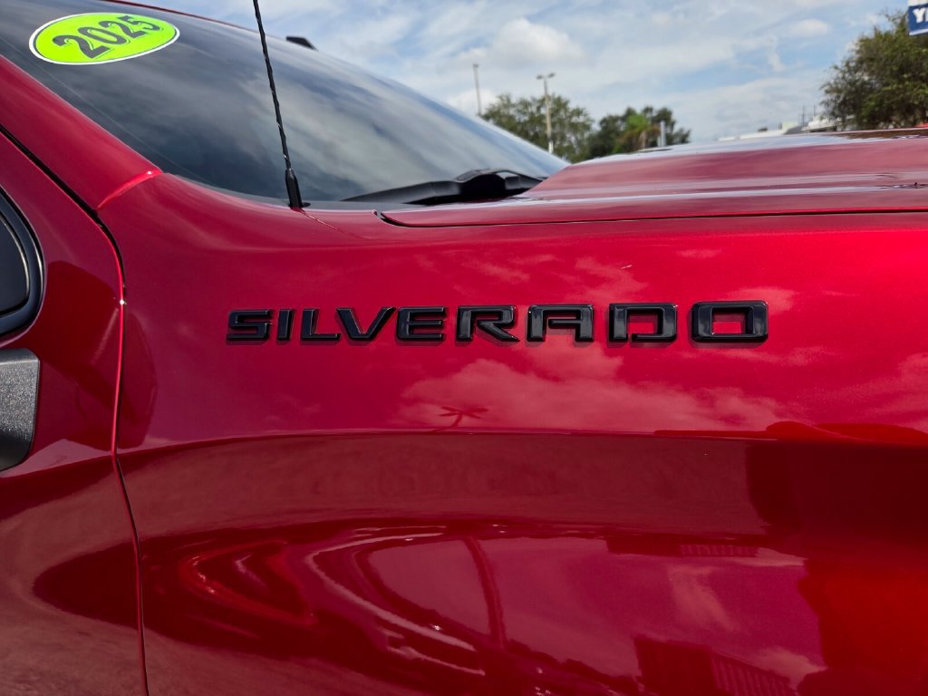 Used 2025 Chevrolet Silverado 1500 RST w/ Convenience Package II AWD/4WD image 4