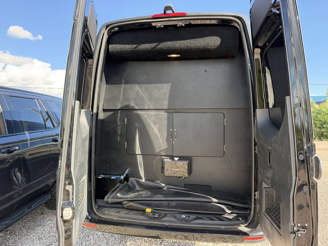 Used 2019 Mercedes-Benz Sprinter 170 w/ Exterior Lighting Package image 15