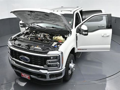 Used 2023 Ford F350 Lariat w/ Lariat Ultimate Package AWD/4WD image 50